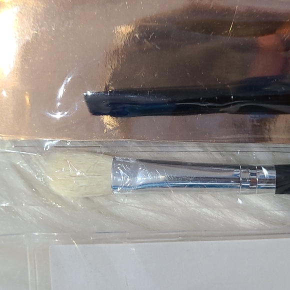 EYESHADOW BRUSH BUNDLE FOR SALE - Picture 5 of 5